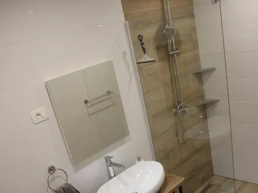 Apartments Elvir Vrsi